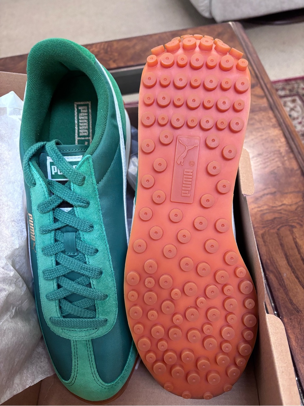Puma Men’s Green Suede & Textile Low-Top Sneakers - Picture 3 of 9